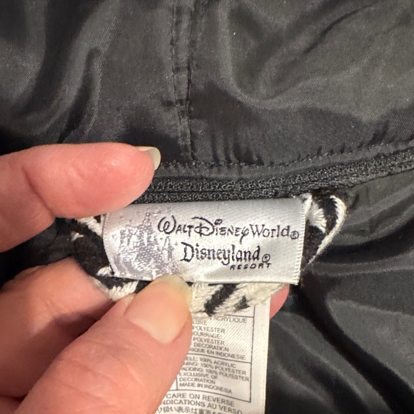 Stylish Black and White Pea Coat - Picture 6 of 10